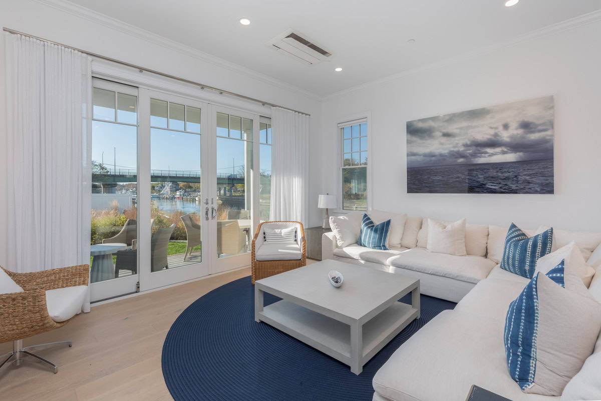 Hampton Bay luxury vacation with Inspirato for Good consignment packages for live auction, silent auction, paddle raise